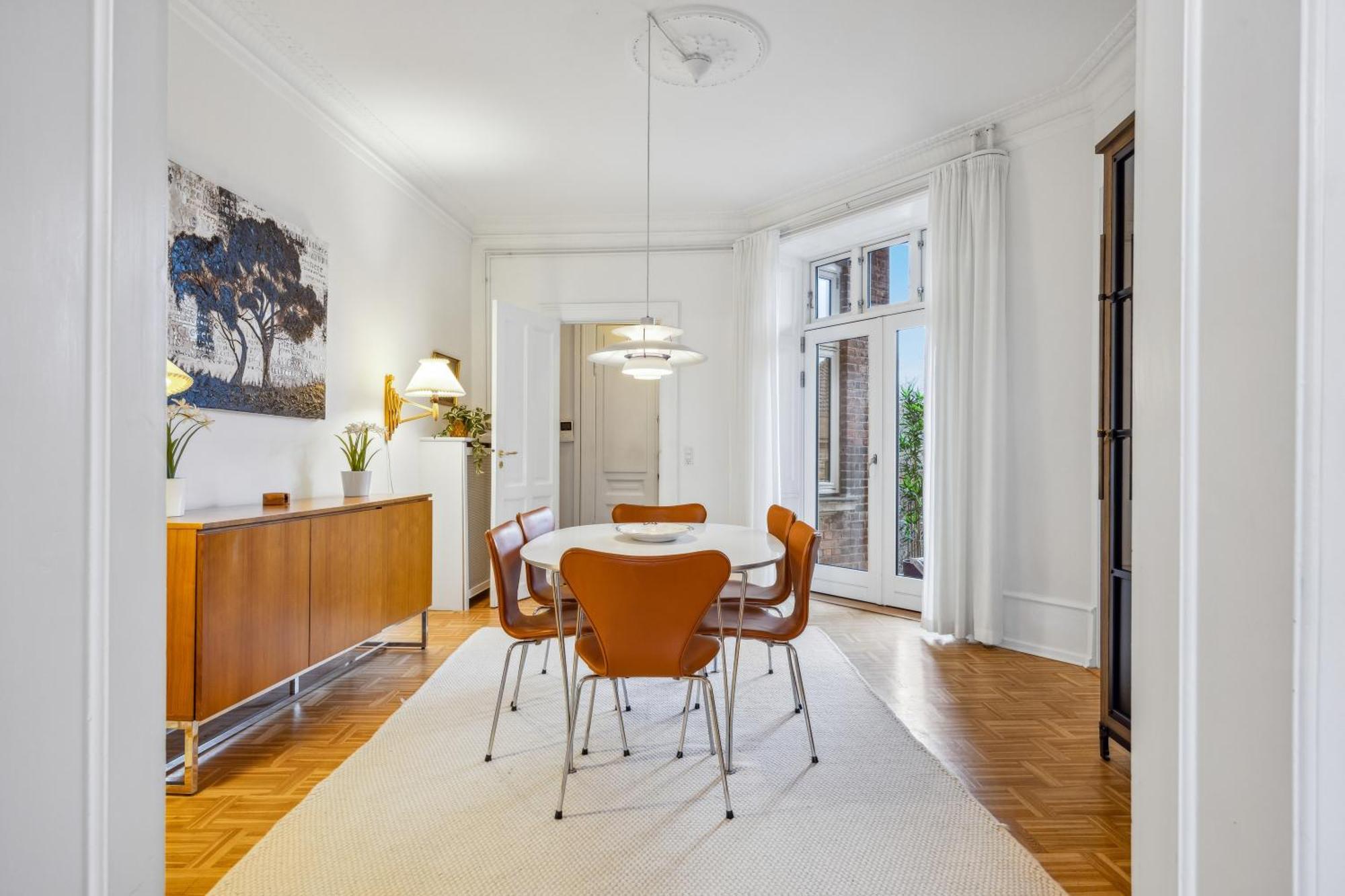 Elegant With Prime Location In Osterbro Appartement *