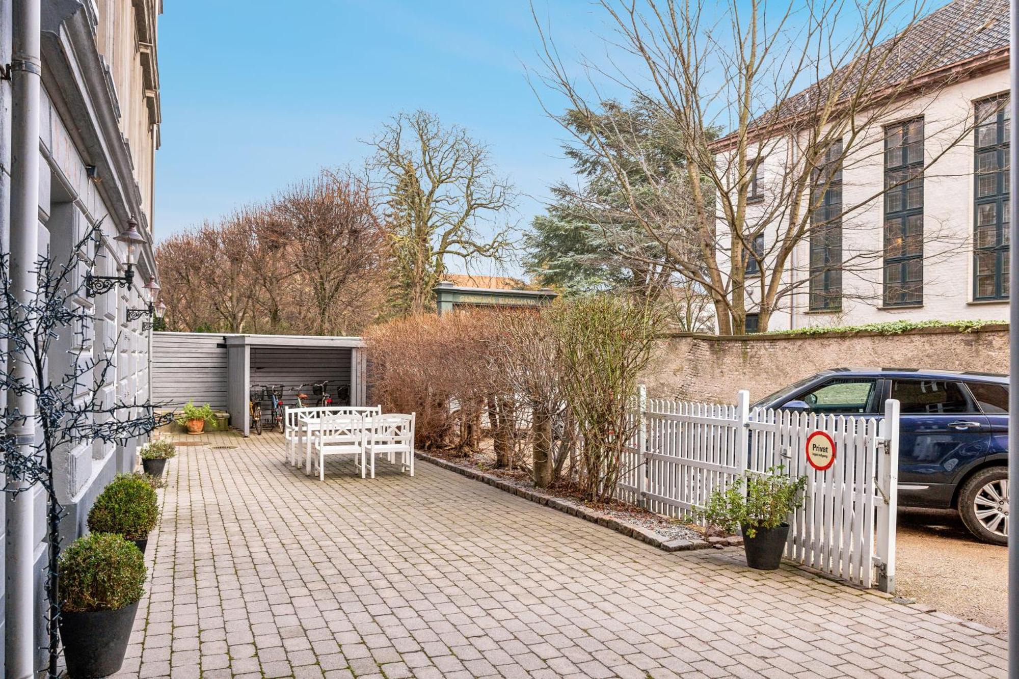 Elegant With Prime Location In Osterbro Kopenhagen